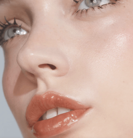 r.e.m glossy balm : hocus cocoa