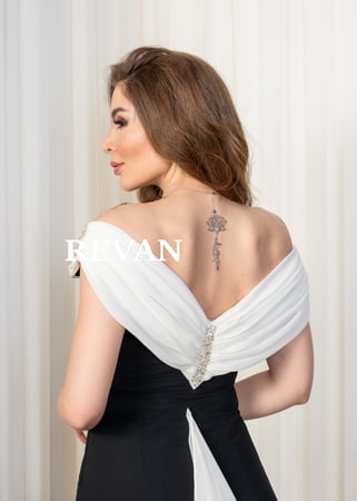 فستان أنيق بلمسات ملكية راقية