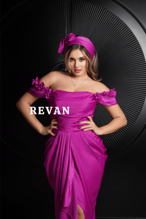 فستان بإطلالة حالمة