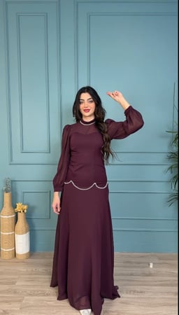 فستان عيد طويل بتفاصيل كريستال خصر أناقة راقية من ريڤــان