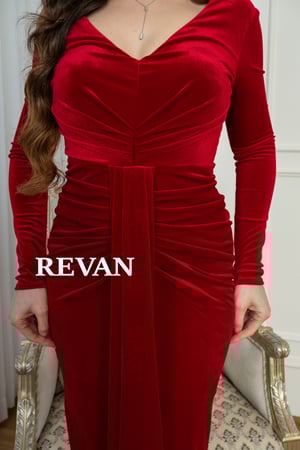 فستان مخمل طويل