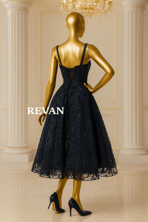فستان ميدي فاخر من ريڤــان باللون الكحلي الداكن وتطريز زهور لامع