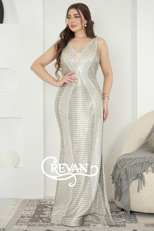 فستان  سهره سواريه فضي كت