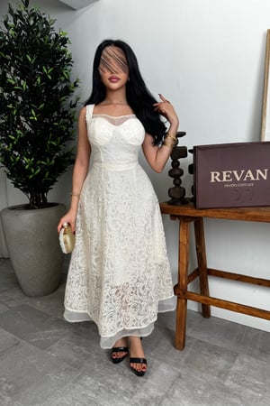 فستان عيد ميدي دانتيل فاخر من ريڤــان