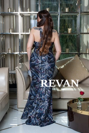 فستان سهرة مطرز بالترتر الملون