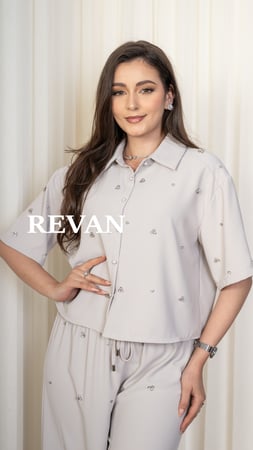 طقم كاجوال أنيق بتفاصيل ناعمة