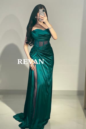 فستان سهرة ظل القمر