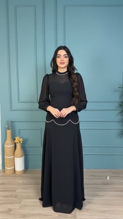 فستان عيد طويل بتفاصيل كريستال خصر أناقة راقية من ريڤــان