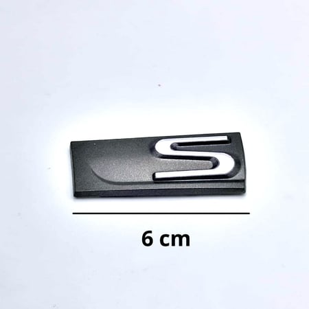 علامة S لشنطة لكزس