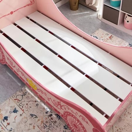 سرير أطفال سيارة فردي خشب هندسي بينك - من ليفربول