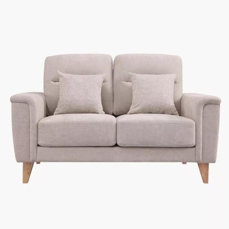 كنبة فيورنا مقعدين مع 2 وسادة قماش لون رمادي فاتح بأرجل خشب طبيعي