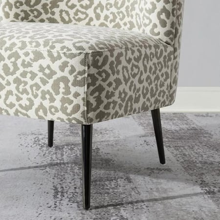 كرسي فردي قماش تايجر بأرجل معدن اسود  من فيرونا