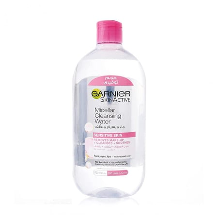 مزيل مكياج سكين اكتيف من غارنييه بتقنية ماء الميسيلار لتنظيف الوجه. 700مل