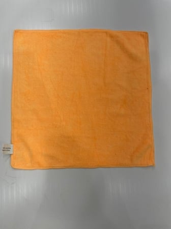 في ون مايكروفايبر 40x40 ناعم لتنظيف الزجاج والأسطح الحساسة بدون خدش