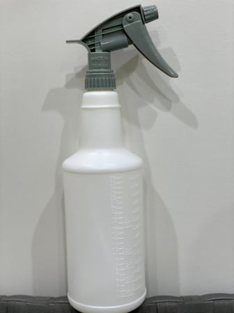 علبة مع رأس بخاخ تايواني لتوزيع المواد بدقة وفعالية