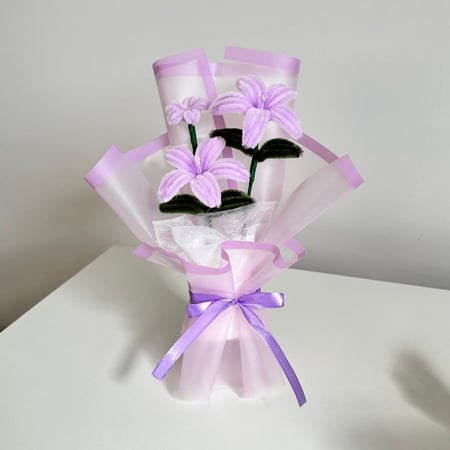 باقة بنفسجيه صغيره