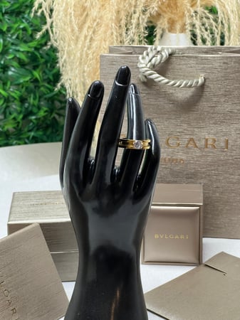 خاتم BVLGARI الماسي