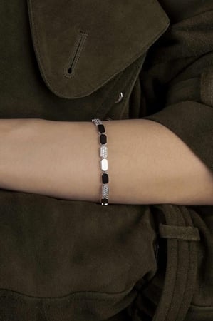 إسوارة داينتي apm فضي