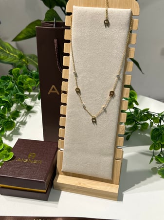 سلسال AIGNER ذهبي