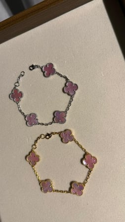 إسوارة Van cleef ذهبي - فيروزي مخطط