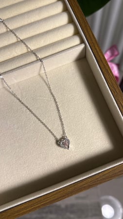 سلسال SWAROVSKI - فضي زهرة زرقاء