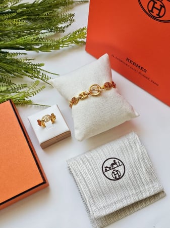 اسوارة + خاتم  هيرمس - ذهبي