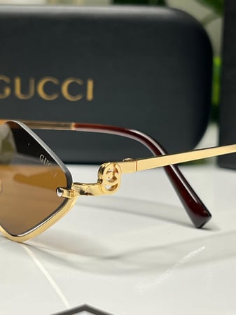 نظارة -GUCCI