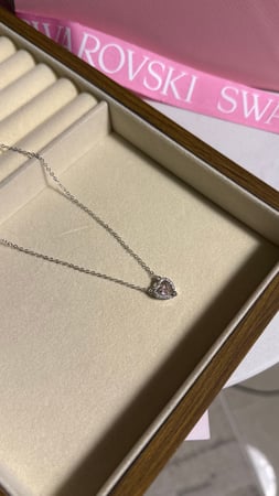 سلسال SWAROVSKI - فضي زهرة زرقاء