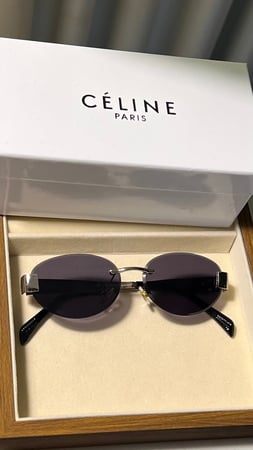 نظارة CELINE ملون
