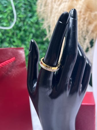 خاتم Cartier الذهبي ماستر كواليتي