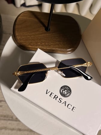 نظارة versace- اطار اسود - عدسه بني مدرج