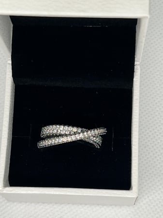 خاتم باندورا PANDORA فضي كرستالة فضي