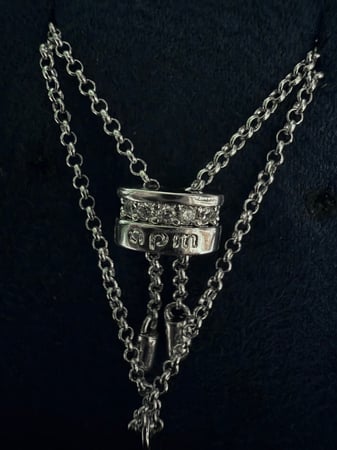 قلادة شوكر( فضة عيار 925 ) apm فضي