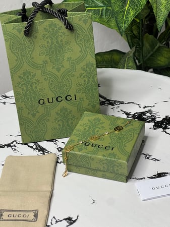 اسوارة GUCCI ذهبي ماستر كواليتي