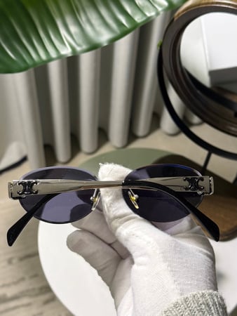 نظارة CELINE ملون