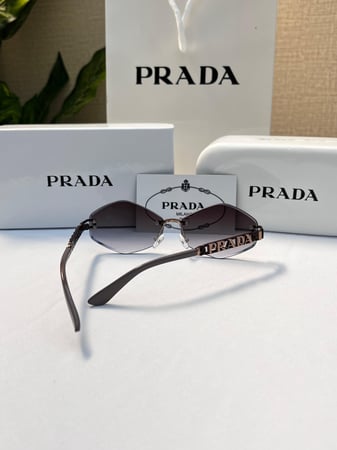 نظارة PRADA عدسة مدرج