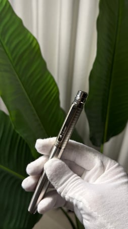 قلم حبر من مجموعة سانتوس دو كارتيه