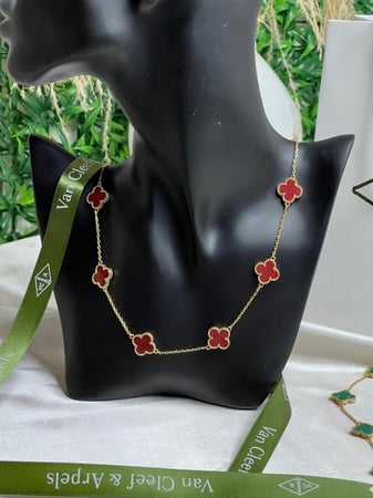 سلسال Van cleef المميز ذهبي -عودي