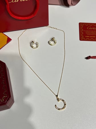 سلسال carter ذهبي