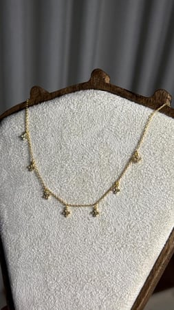 سلسال بيلاس نجوم ذهبي