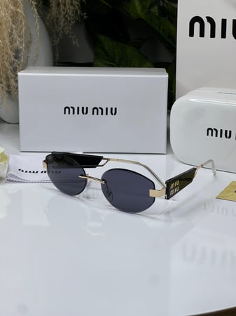 نظارة - MIU MIU