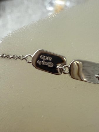 شوكر داينتي apm ( ذهبي - فضي - روز قولد )