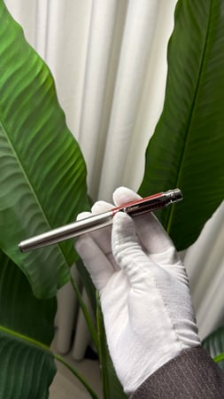 قلم حبر من مجموعة سانتوس دو كارتيه