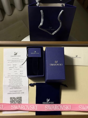 أسوارة سوارفيسكي فضي