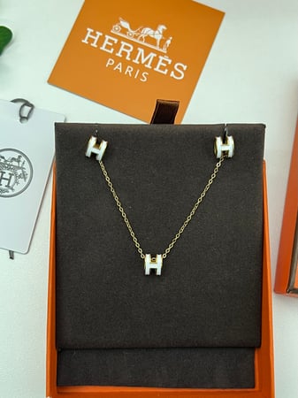 سلسال HERMES معدن ذهبي