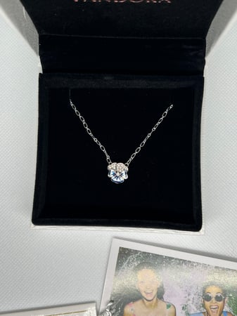 سلسال باندورا PANDORA زهرة زرقاء