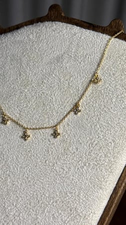 سلسال بيلاس نجوم ذهبي