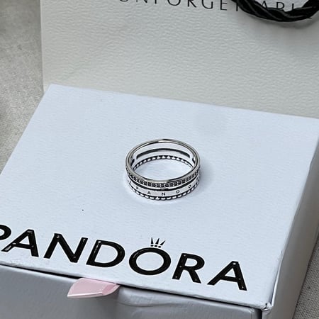 خاتم باندورا PANDORA فضي كرستالة فضي