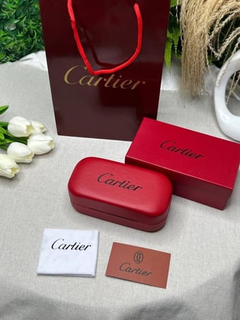 نظارة Cartier اطار ذهبي - عدسة بني مدرج