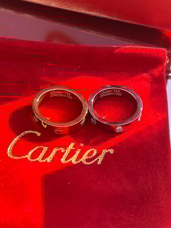 خاتم carter الكبلز فضي بفصوص ذهبي سادة